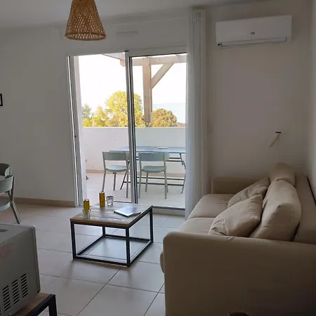 T3 Corse Vue Mer. Pieds Dans L'eau N164 *