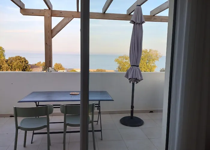 Апартаменты T3 Corse Vue Mer. Pieds Dans L'eau N164 *